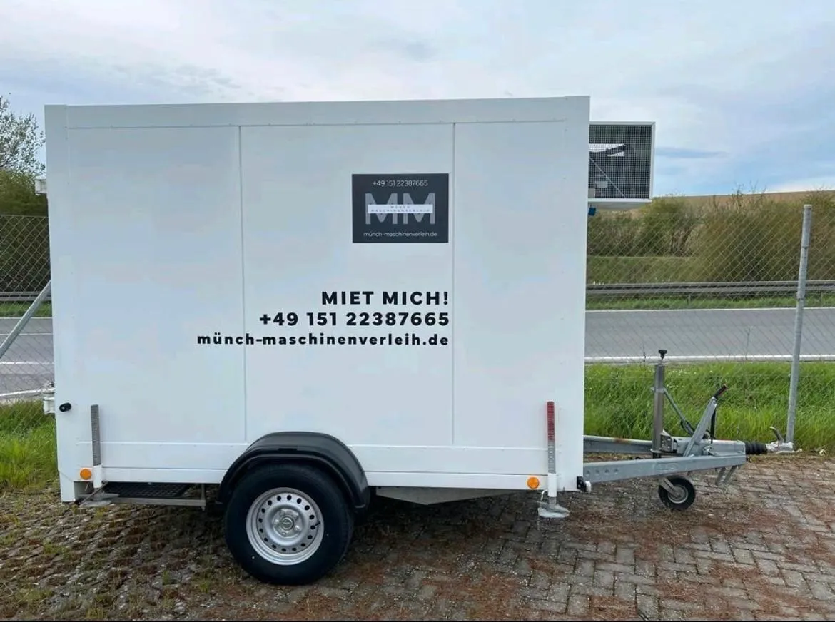 Kühlanhänger von Münch- Maschinenverleih